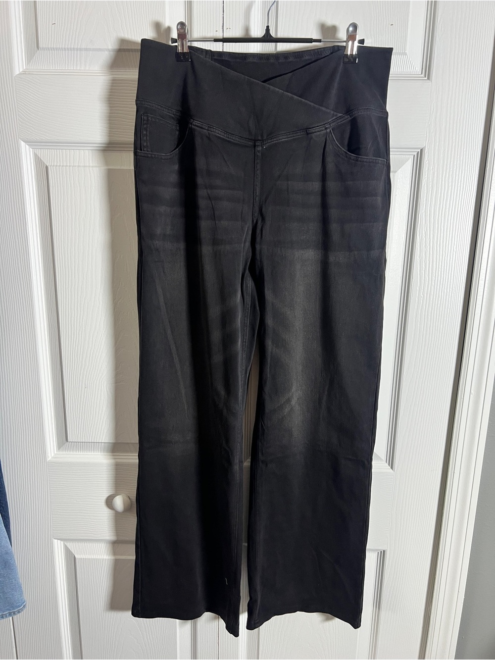 HALARA NWOT Black Wide-Leg Pants with Crossover V-Waist